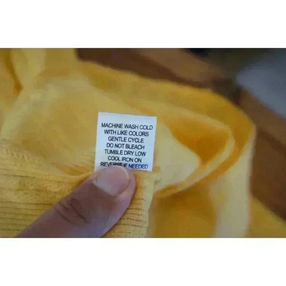 Cure Yellow 100% Cotton Short Sleeve Blouse, Size L - Picture 14 of 14